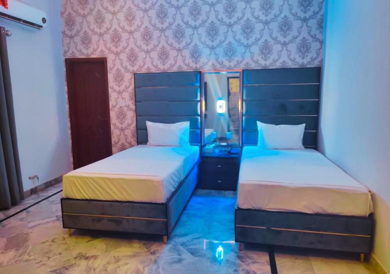 Red Fort Hotel Gulberg Lahore Exterior foto